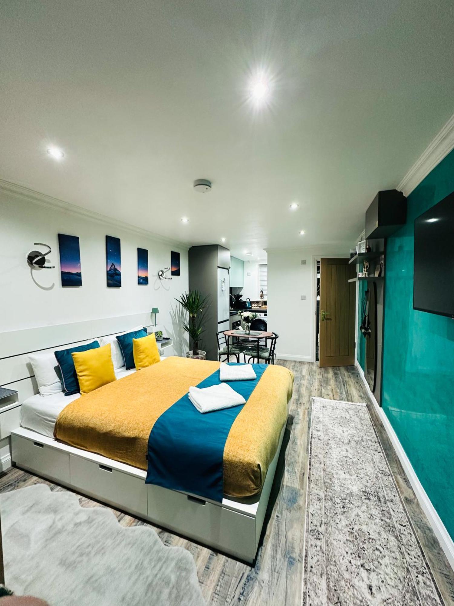 Studio Flat Wythenshawe Exterior photo